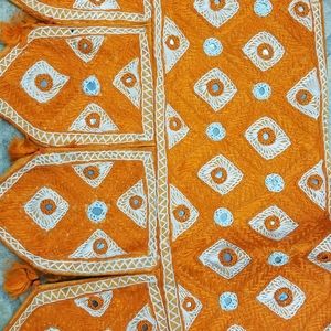 Wall hanging decorative peices